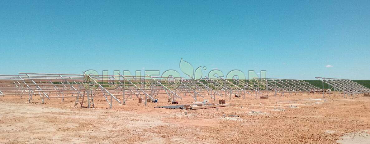 SunRack mặt đất mặt trời vít gắn hệ thống cho nhà máy năng lượng mặt trời