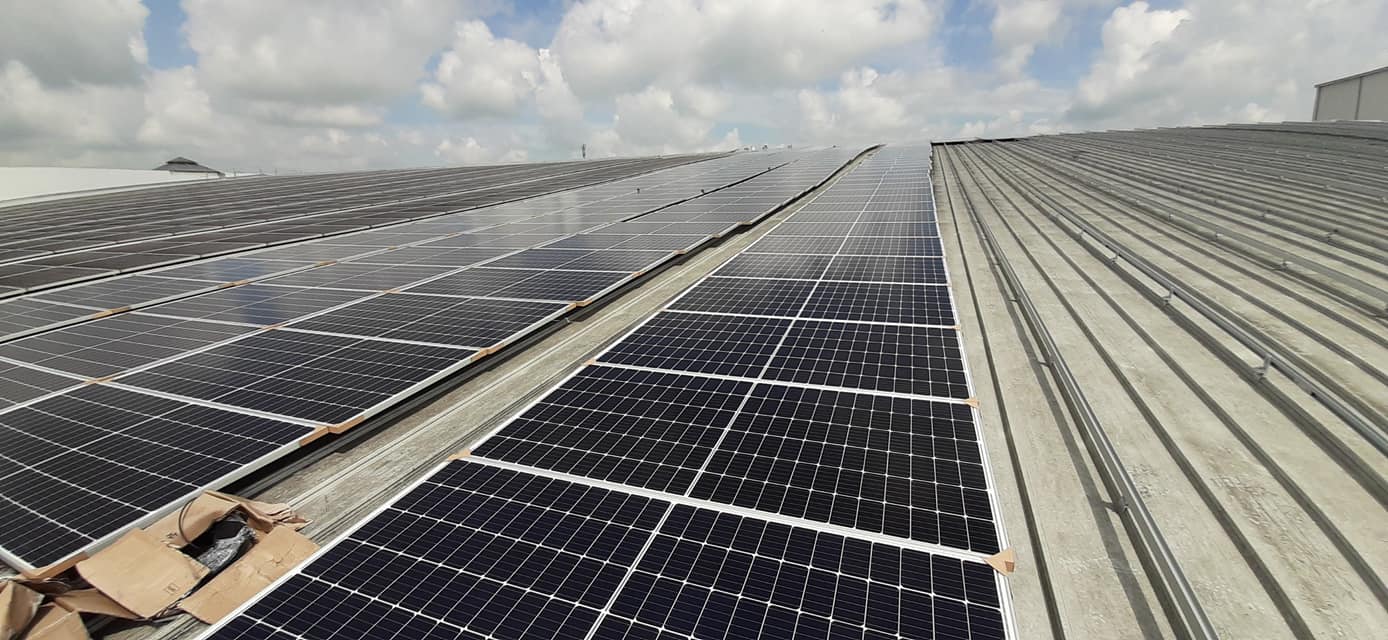 Đức có kế hoạch áp thuế lợi nhuận 90% đối với sản xuất năng lượng mặt trời và các công ty khác