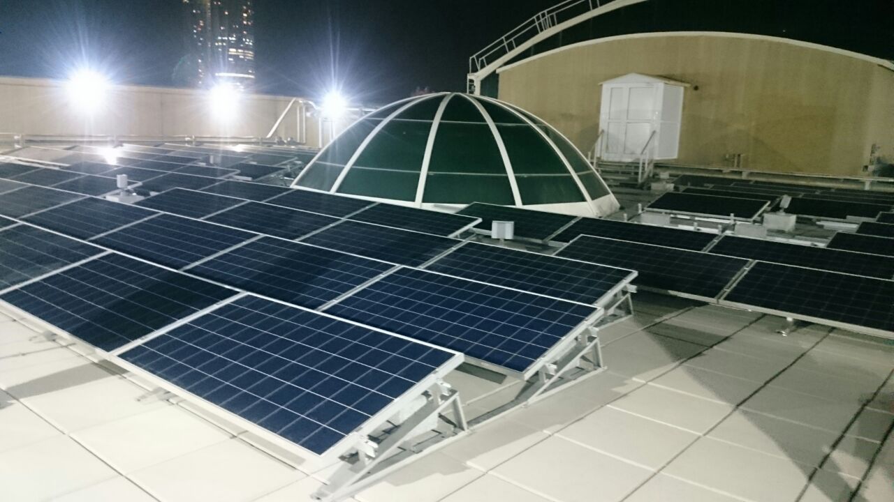 SunRack ballast mái nhà phẳng năng lượng mặt trời gắn hệ thống là rất phổ biến trong thị trường uae